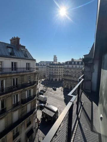 Best Place In Saint Germain Des Pres Paris Exterior photo