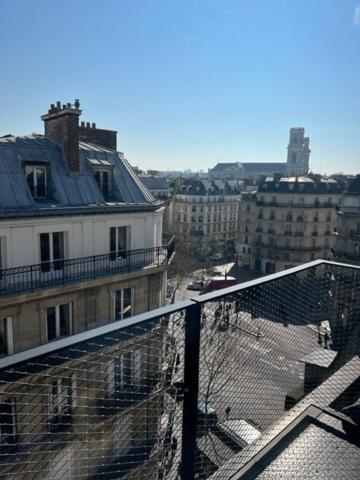 Best Place In Saint Germain Des Pres Paris Exterior photo